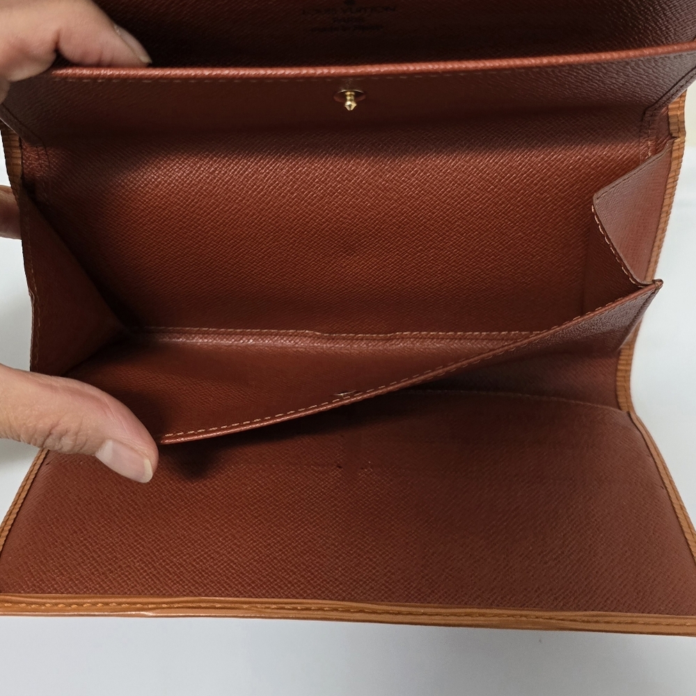 Authentic Louis Vuitton Tan Epi Tri-fold Long Wallet - Picture 10 of 15